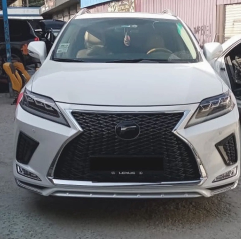 Задний и передний бампер от Lexus RX 350 год 2010 то 2015